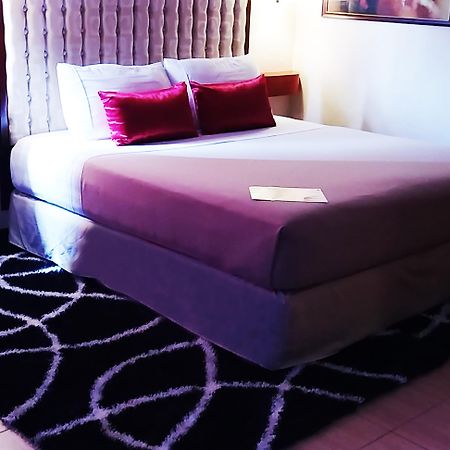Dulcinea Hotel And Suites Lapu-Lapu City Exterior foto